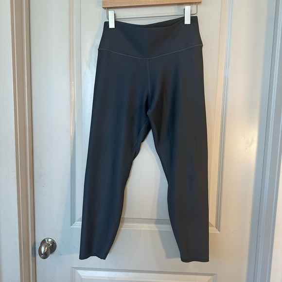 ALO 7/8 High Waist Airlift High Compression Leggings in Steel Grey, Size XL - Picture 12 of 12